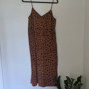 Silk Eva Side-Slit Slip Dress

In leopard